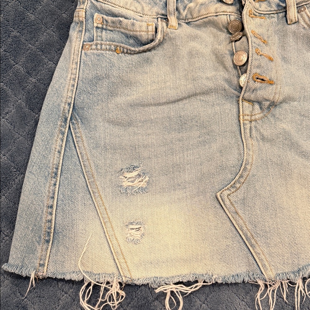 We The Free Light Blue Distressed Mini Skirt - Picture 3 of 7